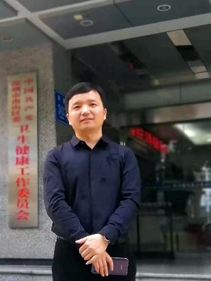 制片副主任-李桂成